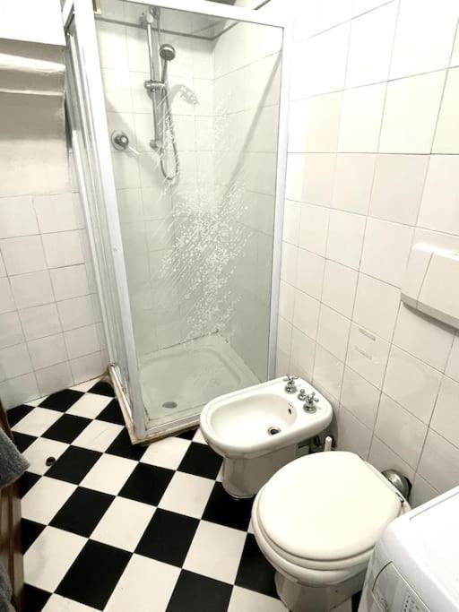 מאנטובה Apartment Under The Basilica Of Sant'Andrea מראה חיצוני תמונה