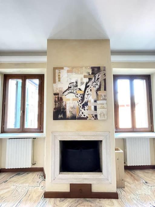 מאנטובה Apartment Under The Basilica Of Sant'Andrea מראה חיצוני תמונה