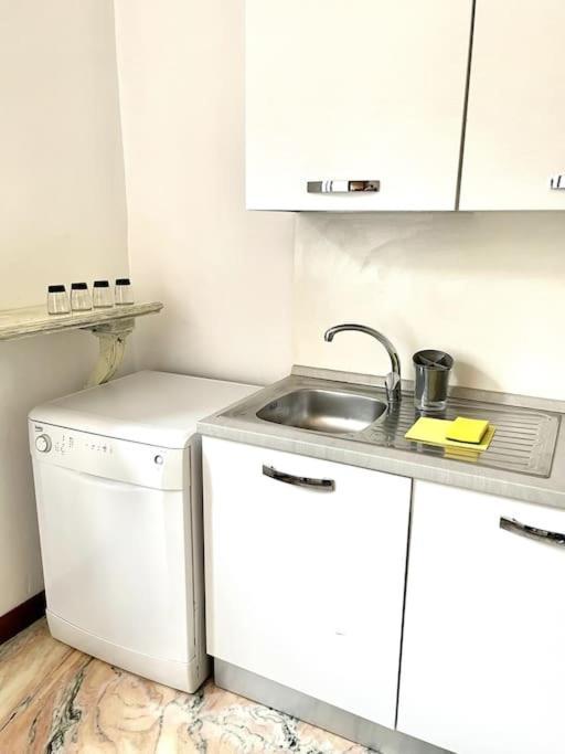 מאנטובה Apartment Under The Basilica Of Sant'Andrea מראה חיצוני תמונה