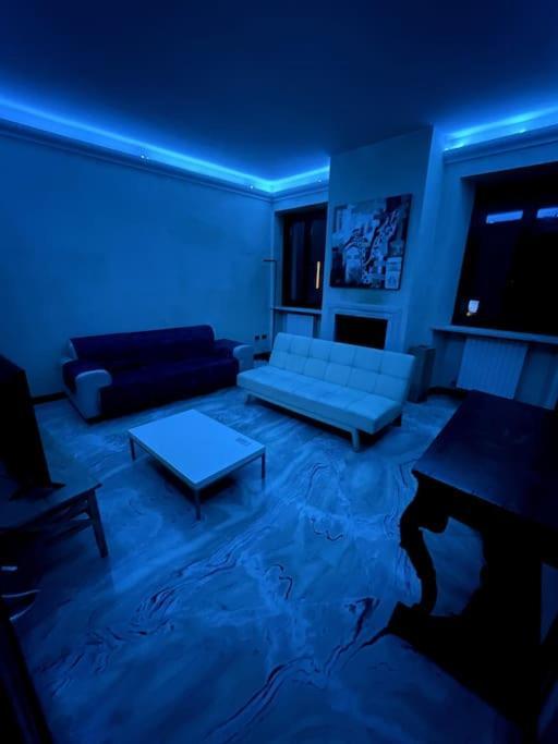 מאנטובה Apartment Under The Basilica Of Sant'Andrea מראה חיצוני תמונה