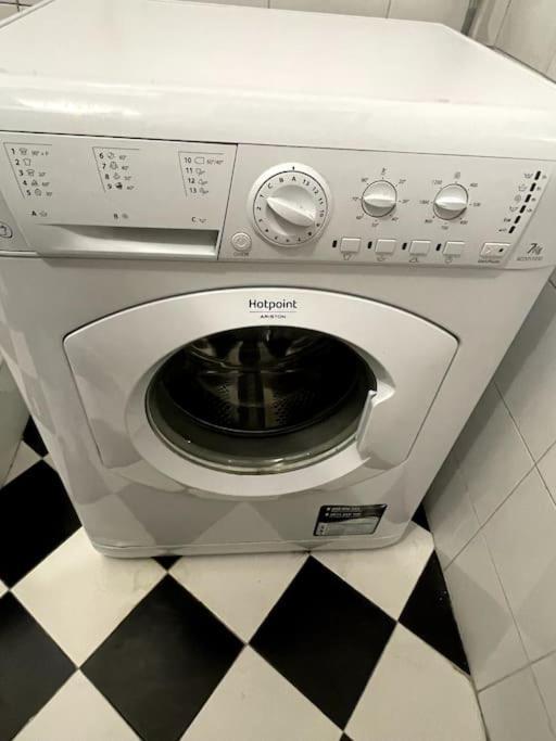 מאנטובה Apartment Under The Basilica Of Sant'Andrea מראה חיצוני תמונה